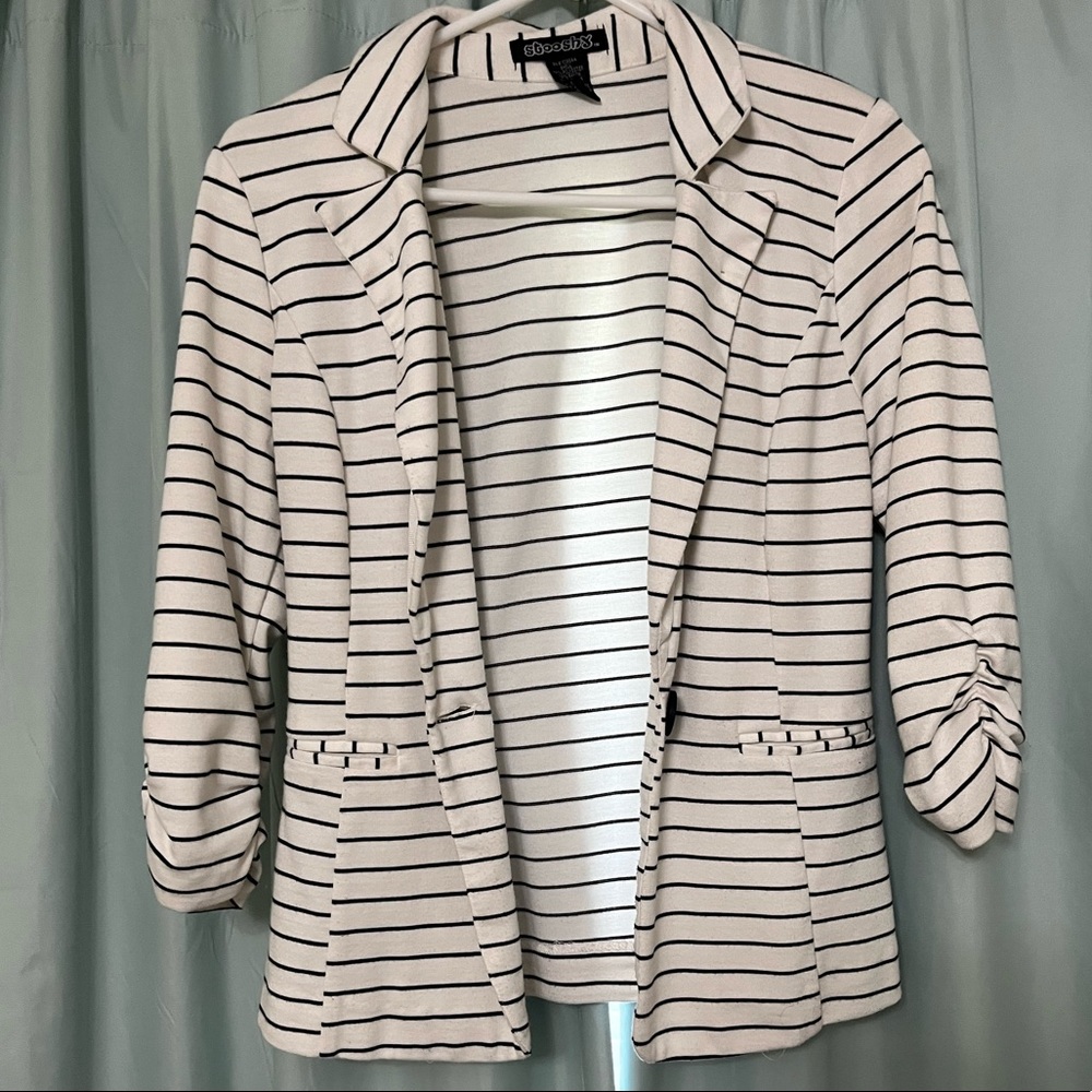 Stooshy 3/4 Sleeve Cute Striped Blazer